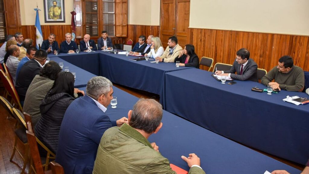 Mangione informó a Senadores sobre la situación epidemiológica de la Provincia