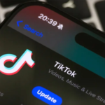 Albania prohíbe TikTok por un año tras el asesinato de un adolescente