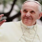 El Papa Francisco descansó bien y permanece “estable”