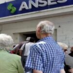 Javier Milei anunció oficialmente el bono de $70.000 de ANSES para jubilados en marzo: quiénes son los beneficiarios.