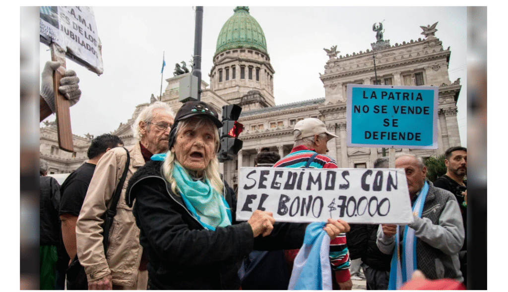 Qué pasa con el bono para jubilados en junio