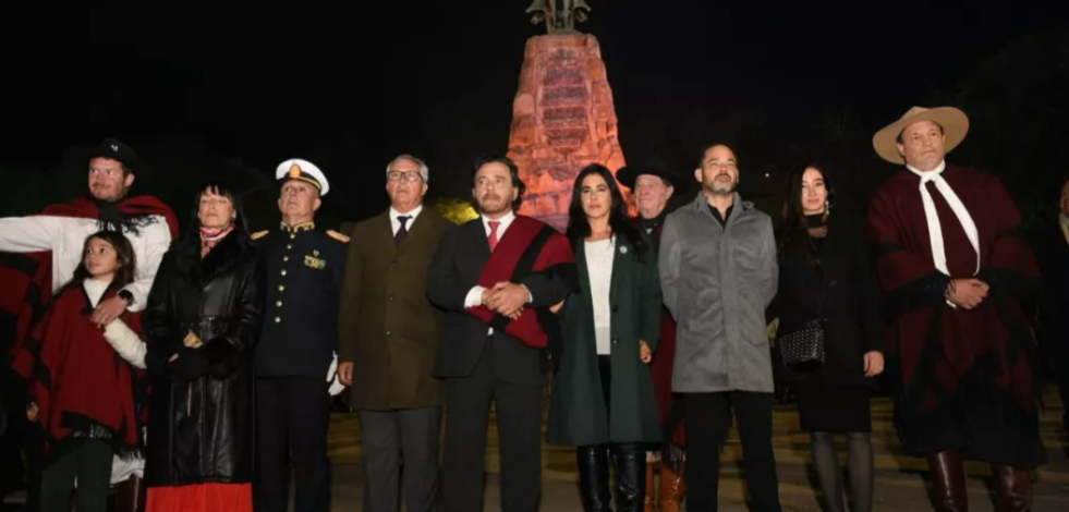 Sáenz presidió la Guardia bajo las Estrellas en homenaje a Güemes