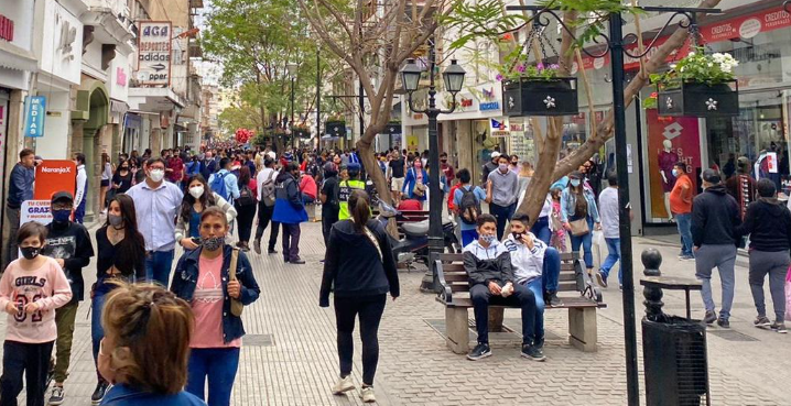 Lunes 15, feriado provincial: Así funcionarán los comercios