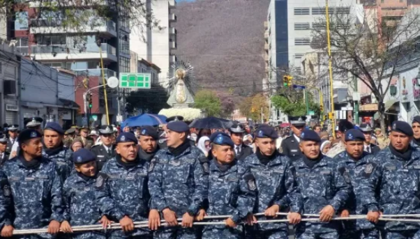 Más de 5600 policías trabajan en el operativo Procesión del Milagro 2025