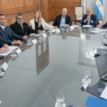 Milei tiene definidas las propuestas de la reforma laboral que desatarán la guerra con la CGT