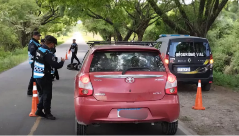 Con mayor presencia policial en zonas estratégicas se desarrolla el Operativo Verano Seguro