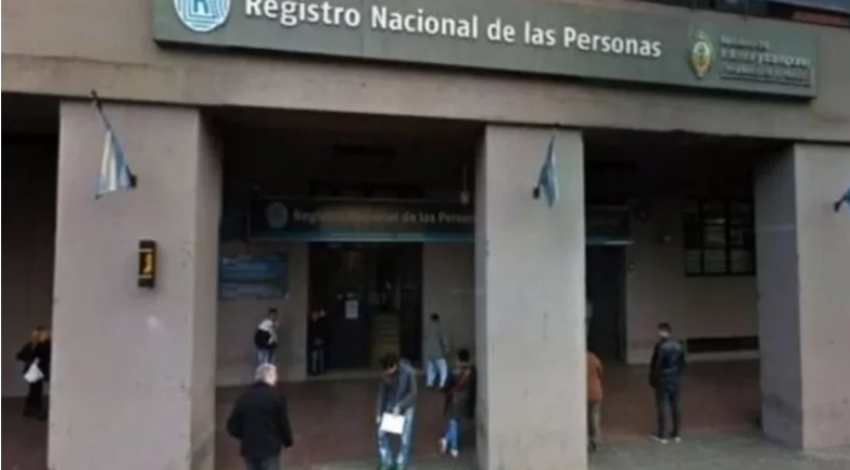 Renunció el titular del RENAPER y el Gobierno oficializó la salida de otros tres funcionarios clave