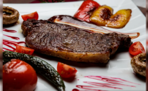 Carne y salarios: un trabajador de EEUU puede comprar 35 kilos más de bife de chorizo que un argentino