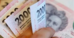 Un informe reveló que cada salteño debe más de $4 millones de pesos